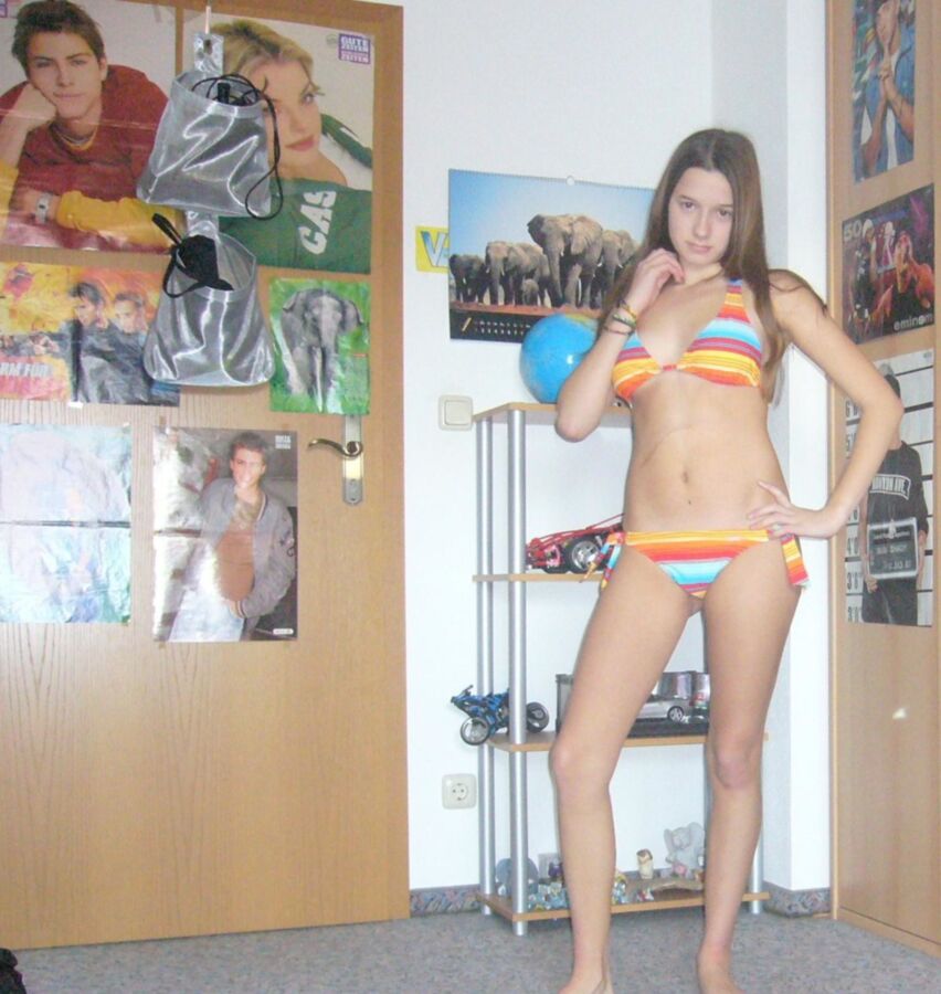 Free porn pics of Teen Becca 23 of 184 pics