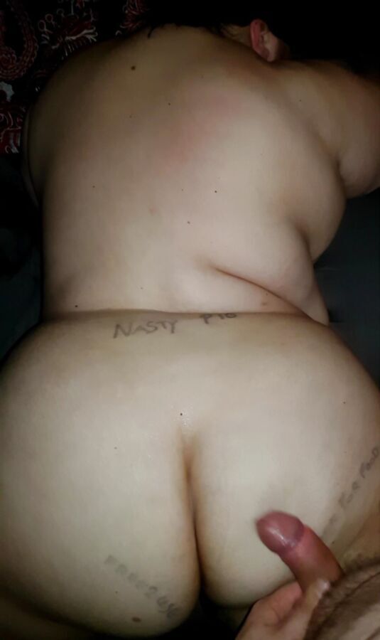 Free porn pics of Fat Amateur Cum Pig Melanie 4 of 27 pics
