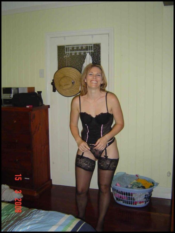 Free porn pics of Blonde MILF Becky 3 of 44 pics