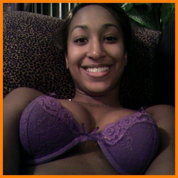 Free porn pics of world black from freesexdate.org 1 of 10 pics