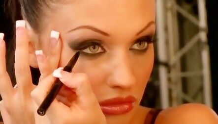 Free porn pics of ihr Make-up ladylike: Schminken und Lipgloss 4 of 7 pics