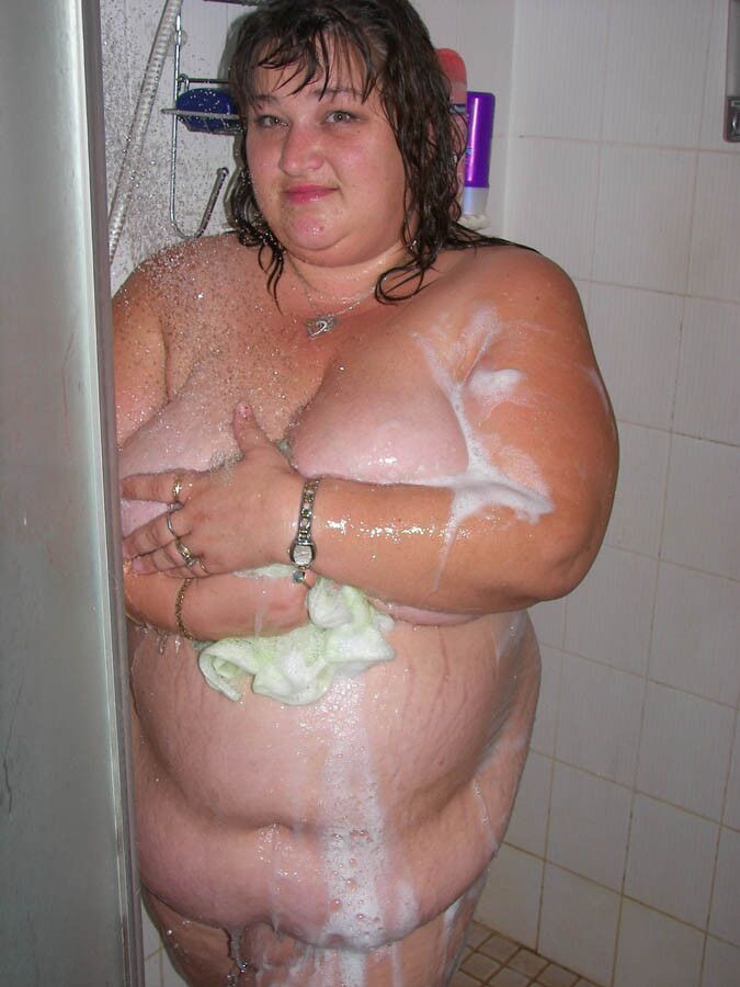 Free porn pics of SSBBW - shower 16 of 53 pics