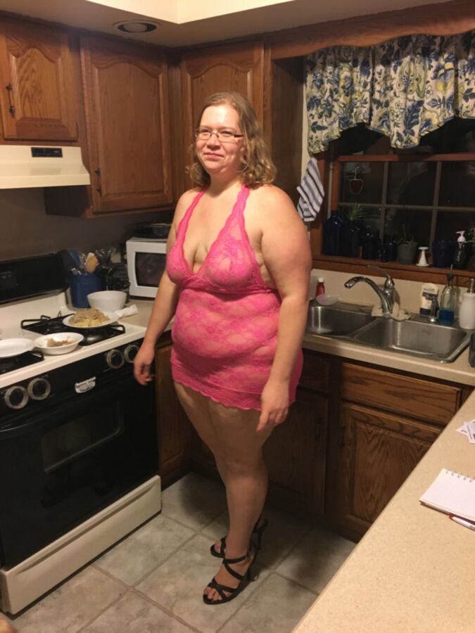 Free porn pics of housewife and mother 14 of 86 pics