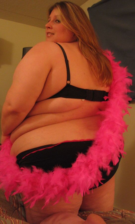 Free porn pics of SSBBW - pink boa 23 of 67 pics