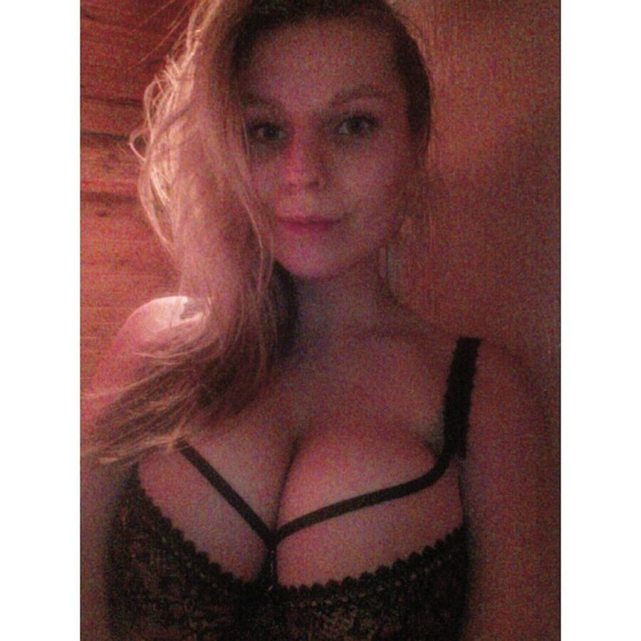 Free porn pics of Czech Woman with Bigs Tits  2 of 24 pics