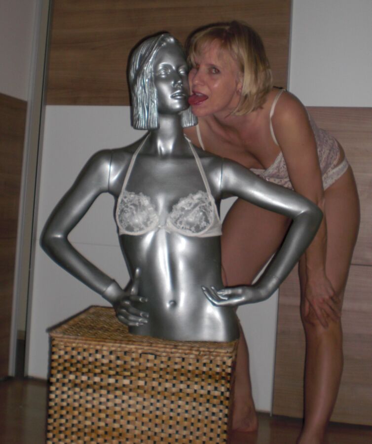 Free porn pics of My Susi with silverwoman!!! 4 of 50 pics