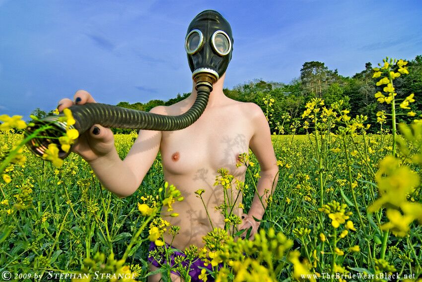 Free porn pics of Short-haired gas mask model 13 of 32 pics
