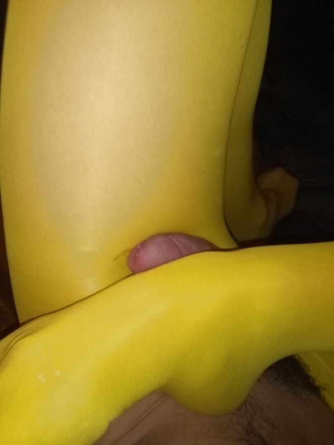 Free porn pics of Yellow Tights Dick  8 of 17 pics
