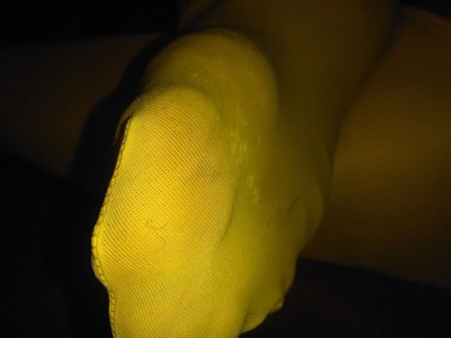 Free porn pics of Yellow Tights Dick  6 of 17 pics