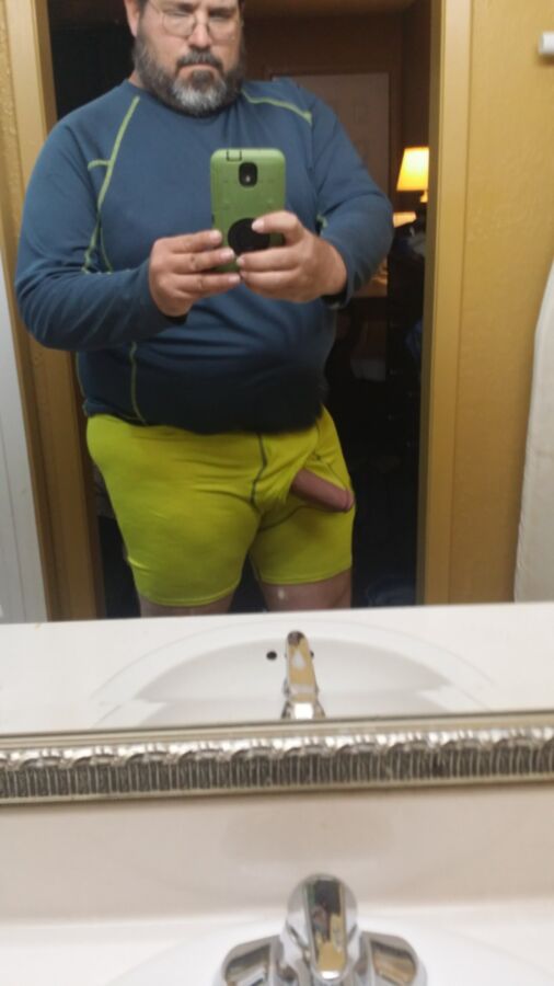 Free porn pics of me again in new shorts 4 of 4 pics