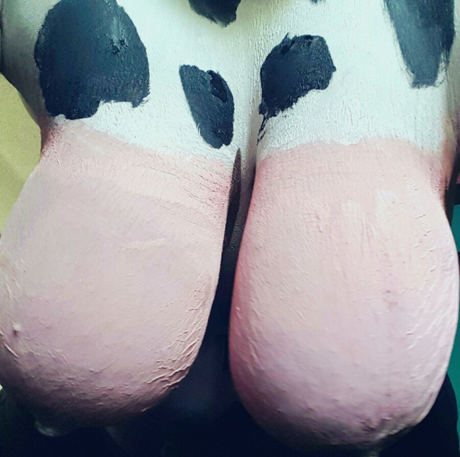 Free porn pics of MY COW BODY FOR FARMS AND FARMERS TO USE 23 of 50 pics