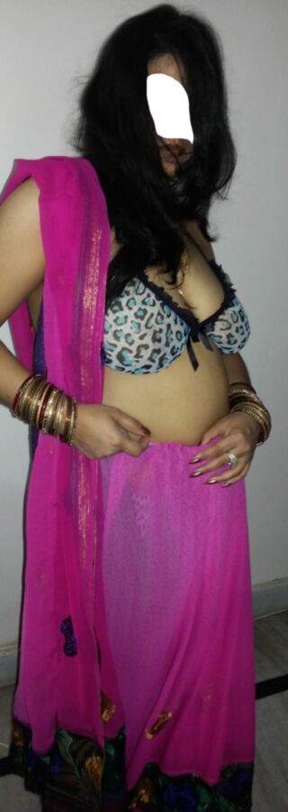 Free porn pics of Indian Wife Preeti 8 of 175 pics