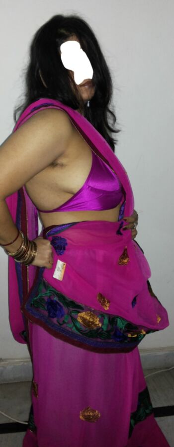 Free porn pics of Indian Wife Preeti 11 of 175 pics