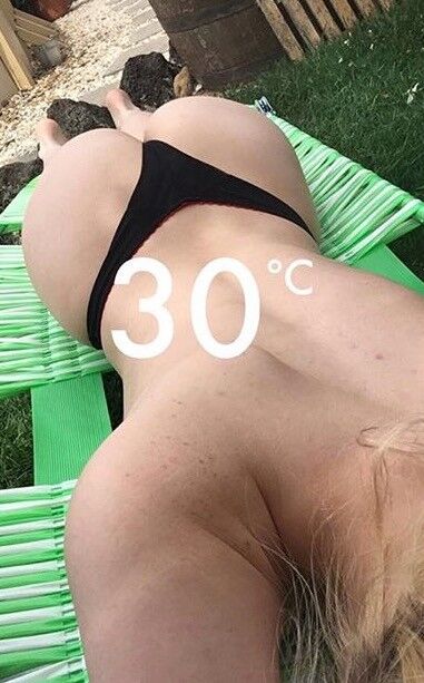 Free porn pics of UNREAL HUGE Tits on this slim blondie - Laurensaunders 20 of 36 pics