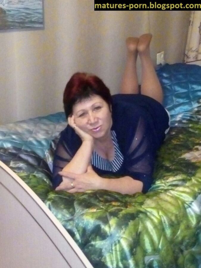 Free porn pics of Russian Big  B(.)(.)Bs Mature 6 of 26 pics