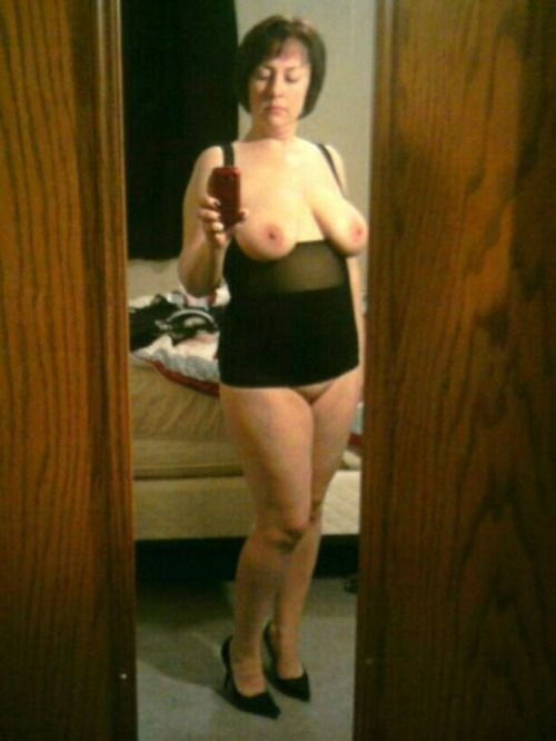 Free porn pics of Hot Wife Selfies 21 of 242 pics