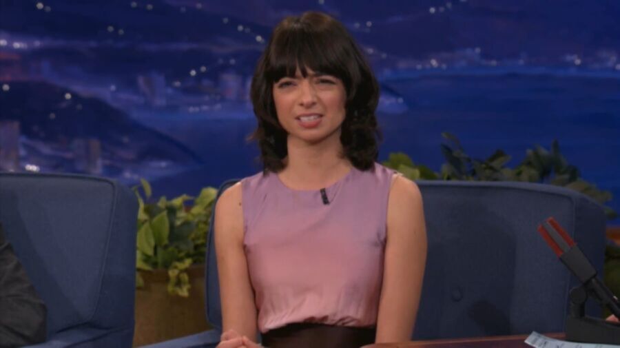 Free porn pics of Kate Micucci 1 of 4 pics