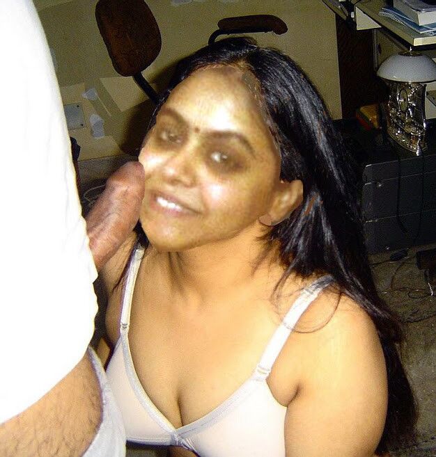 Free porn pics of INDIAN AUNTY 11 of 95 pics