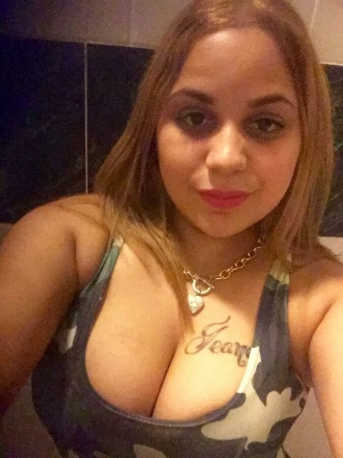 Free porn pics of Latina slut big ass and tits 13 of 15 pics