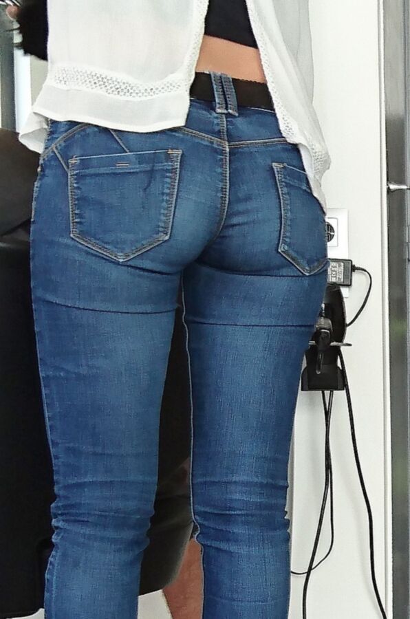 Free porn pics of Candid pics of my ass in jeans, wearing no panty at work ... 7 of 15 pics