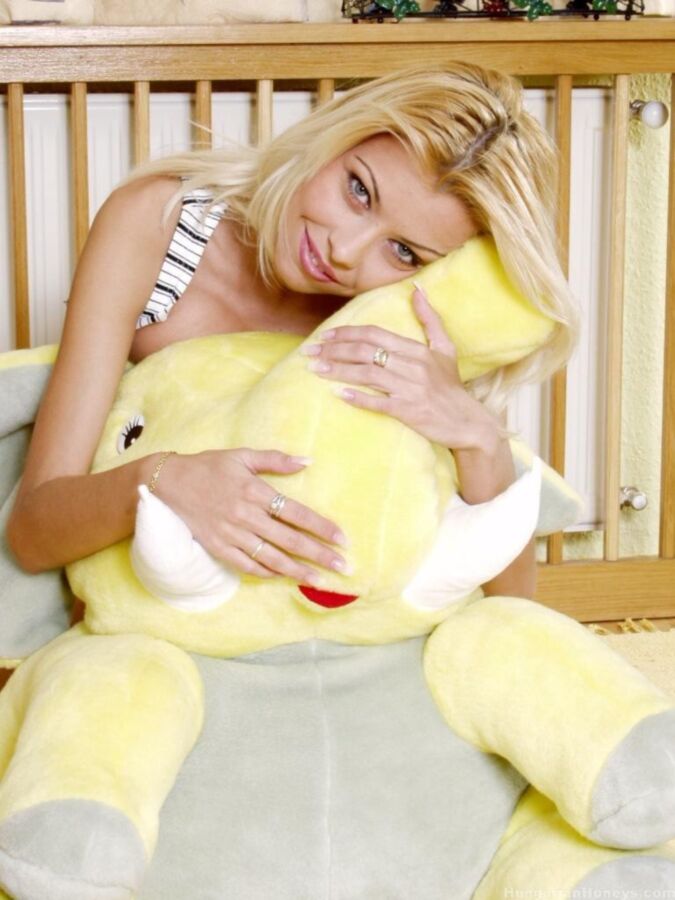 Free porn pics of Nikky Blond - Toy Time 11 of 111 pics