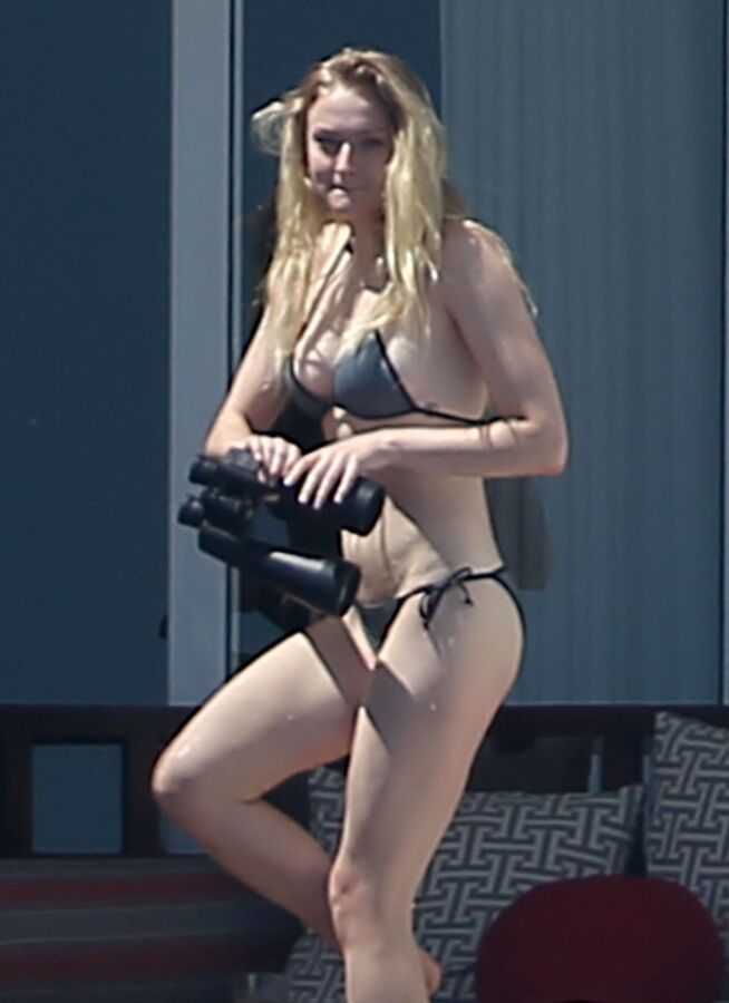 Free porn pics of Sophie Turner Best Ass Plus 8 of 143 pics