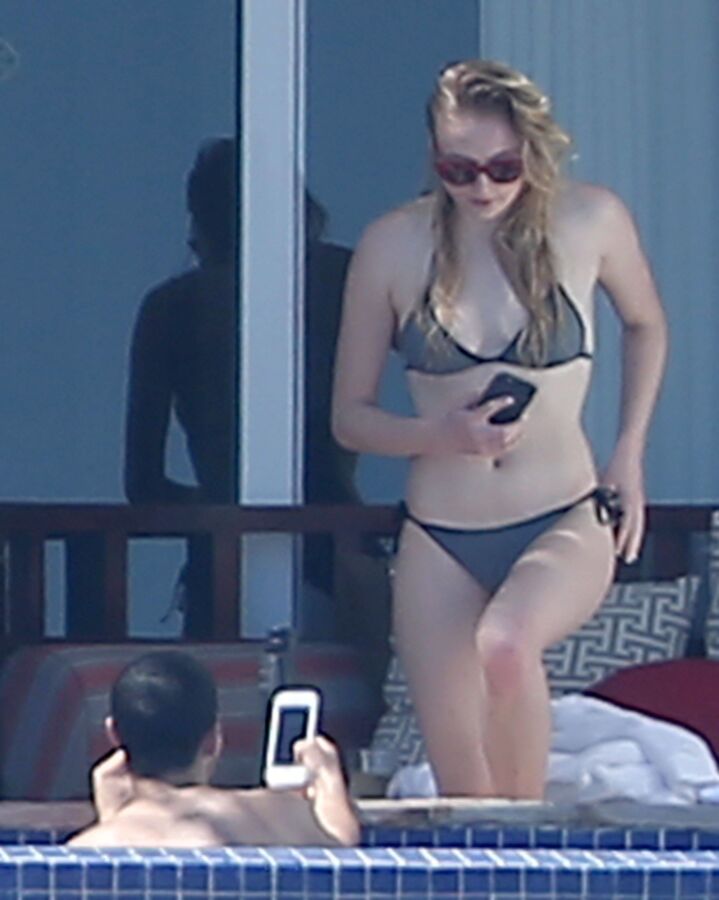 Free porn pics of Sophie Turner Best Ass Plus 4 of 143 pics
