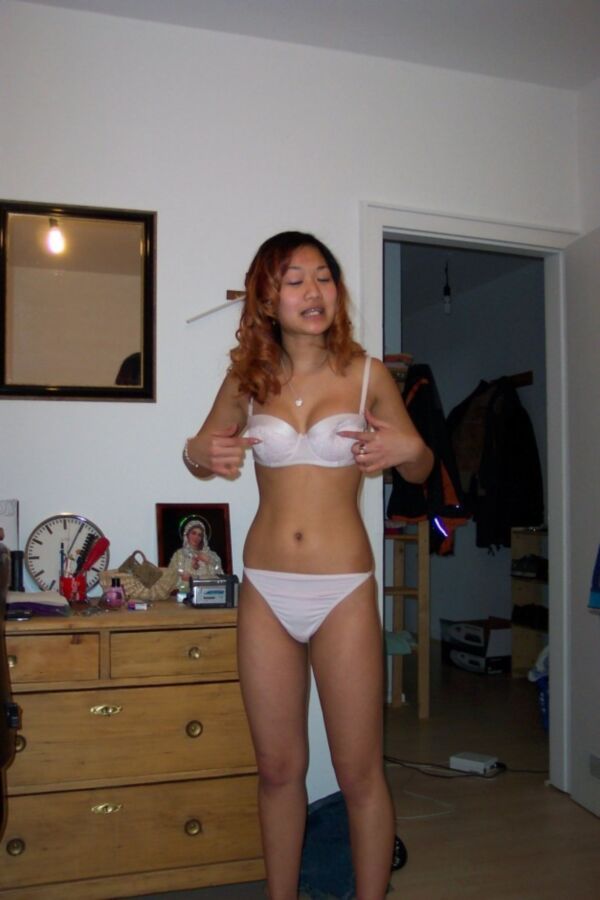 Free porn pics of nude asian girfriend 4 of 16 pics