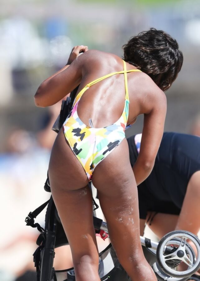 Free porn pics of Kelly Rowland Showing Her Sexy Brown Ass 12 of 16 pics
