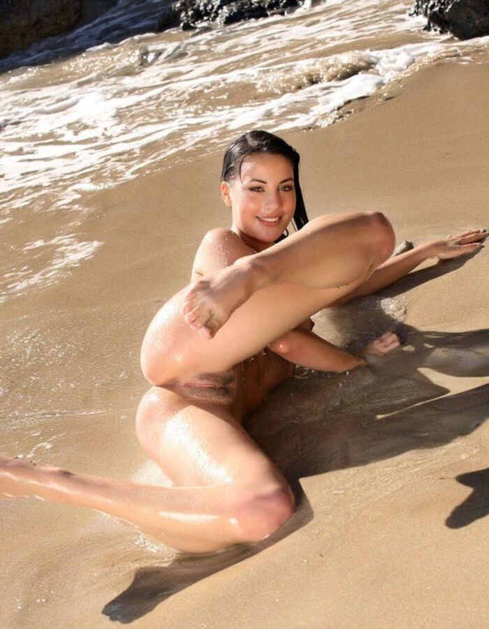 Free porn pics of beautiful Lorena Garcia(just her adorable ass) 4 of 48 pics