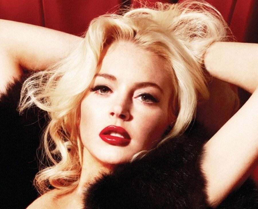 Free porn pics of Lindsay Lohan as Marilyn Monroe Nude on Red Velvet Pics 9 of 48 pics