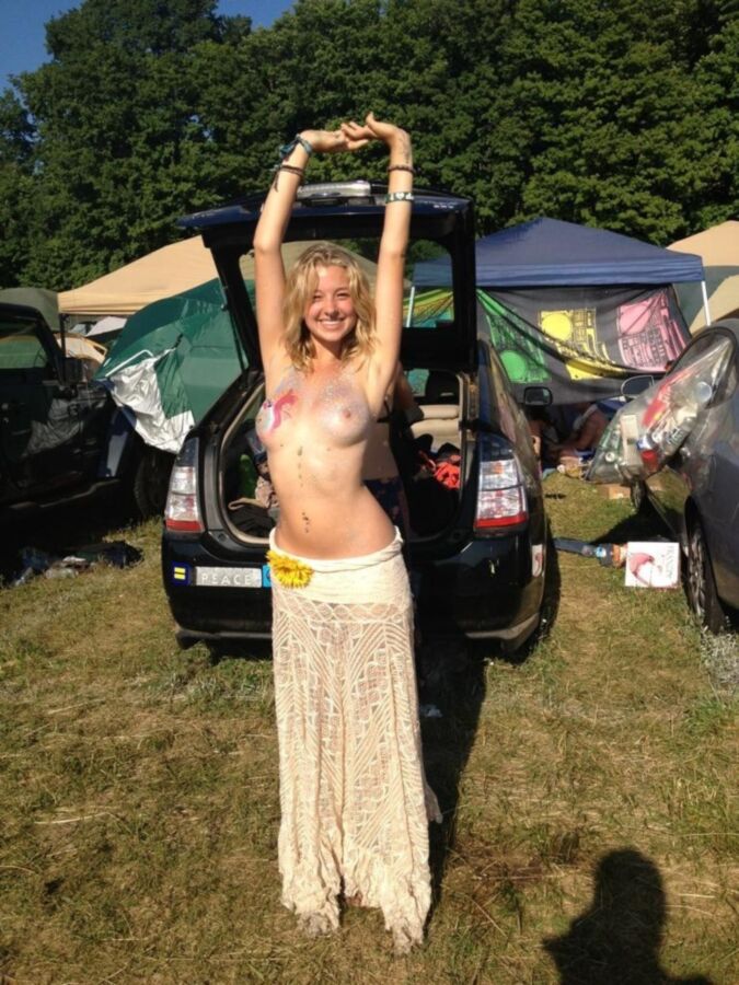 Free porn pics of Hippy High Priestesses 9 of 23 pics