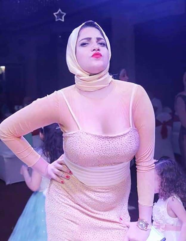 Free porn pics of hijab muslim women tight dresses 18 of 47 pics