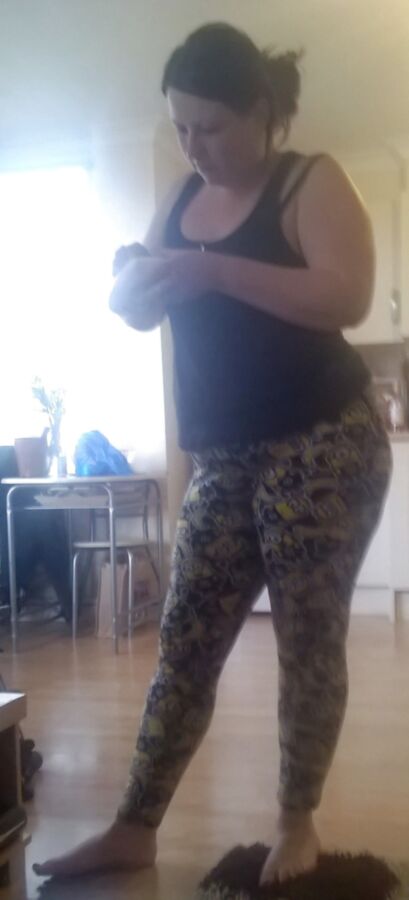 voyeuy jpg candids of chav cousin wearing cummed on