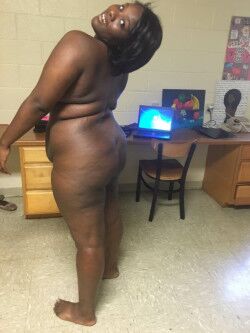 Free porn pics of Black BBW Nude and Barefoot  1 of 9 pics