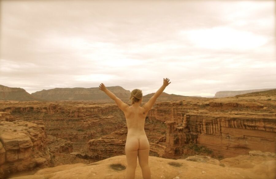 Free porn pics of Desert Goddesses 23 of 23 pics