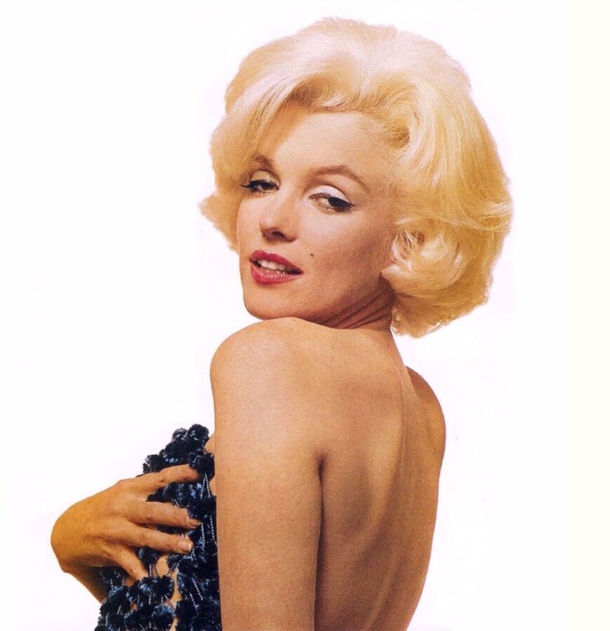 Free porn pics of Marilyn Monroe Nude in Dotted Scarf 4 of 62 pics