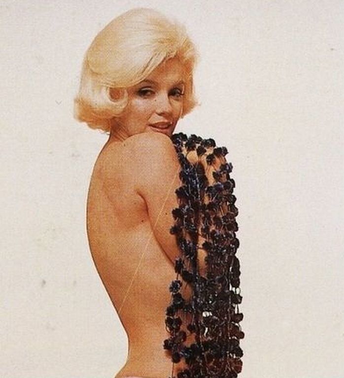 Free porn pics of Marilyn Monroe Nude in Dotted Scarf 9 of 62 pics