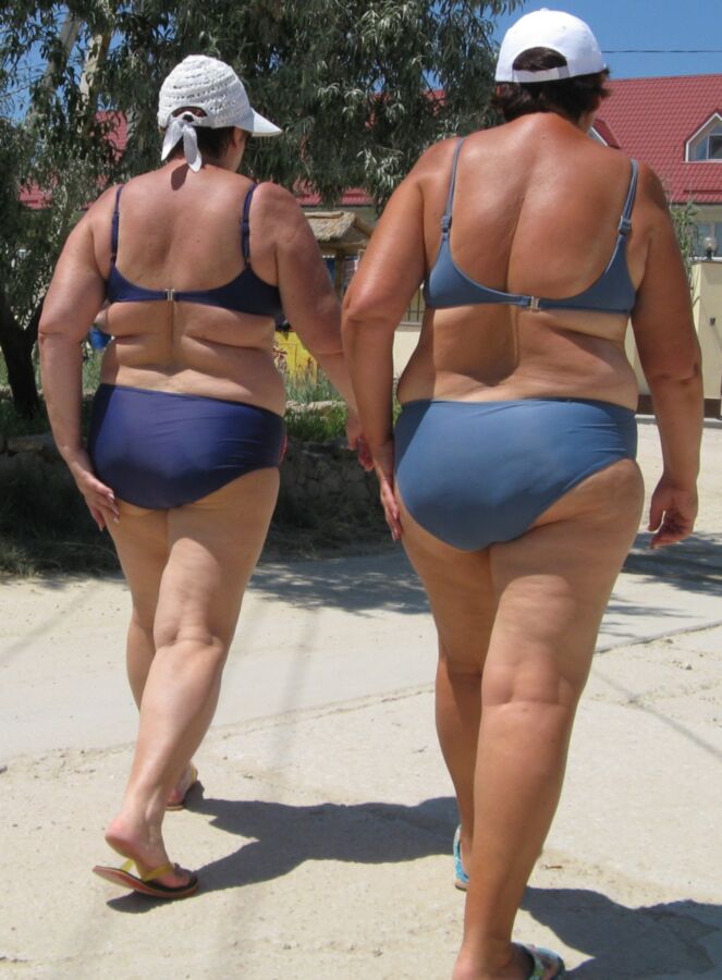 Free porn pics of Two Grannies walking 5 of 7 pics