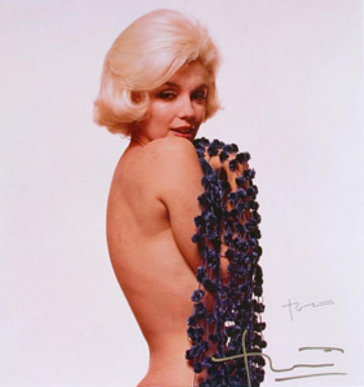 Free porn pics of Marilyn Monroe Nude in Dotted Scarf 10 of 62 pics