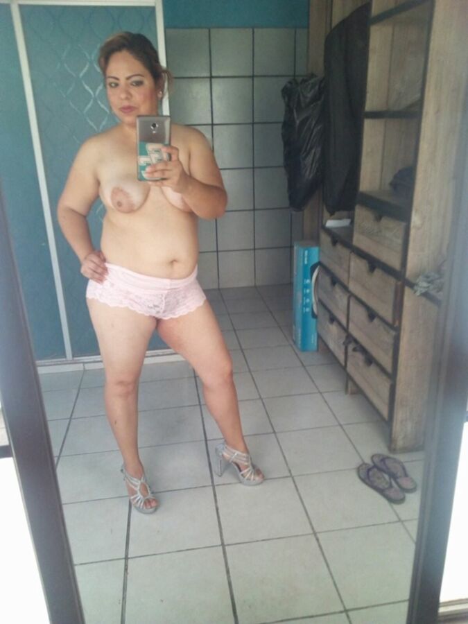 Free porn pics of Chubby Latina  4 of 27 pics