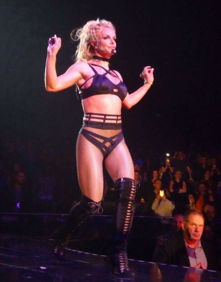 Free porn pics of Britney Spears - On Stage Slutwear  21 of 45 pics