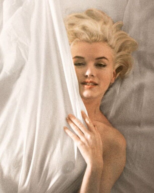 Free porn pics of Marilyn Monroe Nude Wrapped in White Bed Sheets 23 of 94 pics