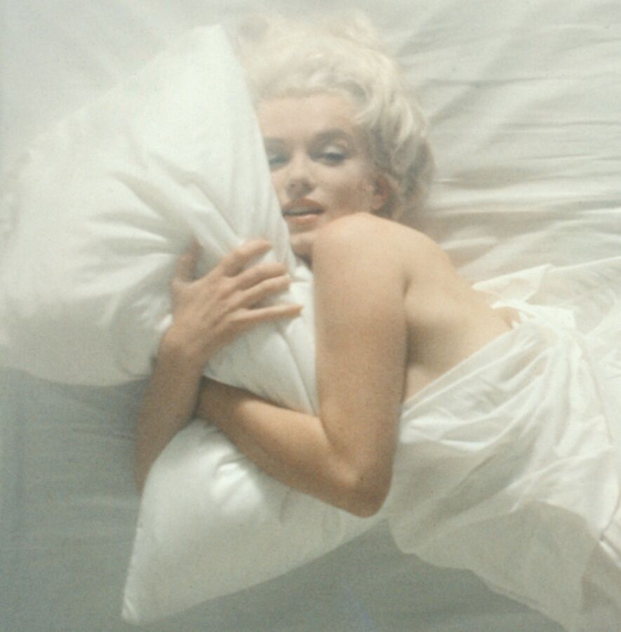 Free porn pics of Marilyn Monroe Nude Wrapped in White Bed Sheets 19 of 94 pics