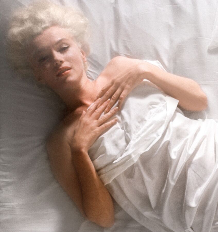 Free porn pics of Marilyn Monroe Nude Wrapped in White Bed Sheets 2 of 94 pics