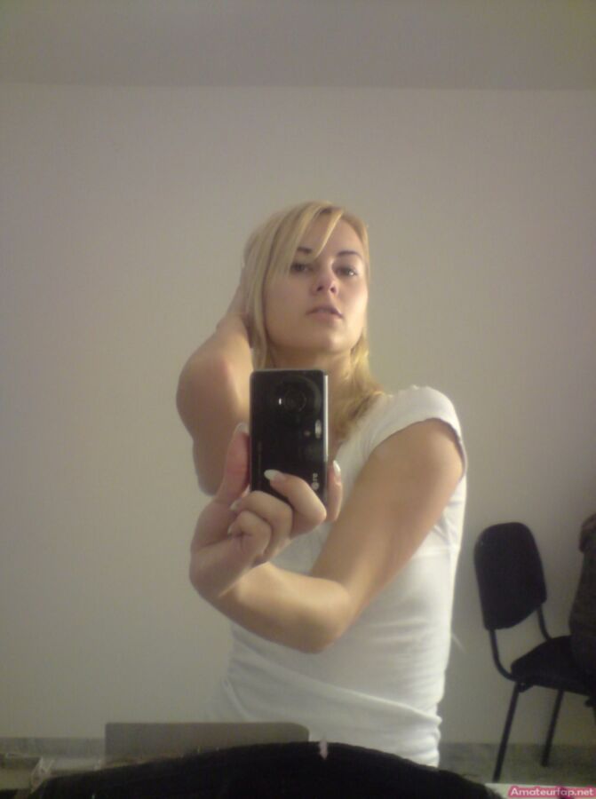 Free porn pics of Amateur Pretty Blonde Teen Johanna 8 of 21 pics