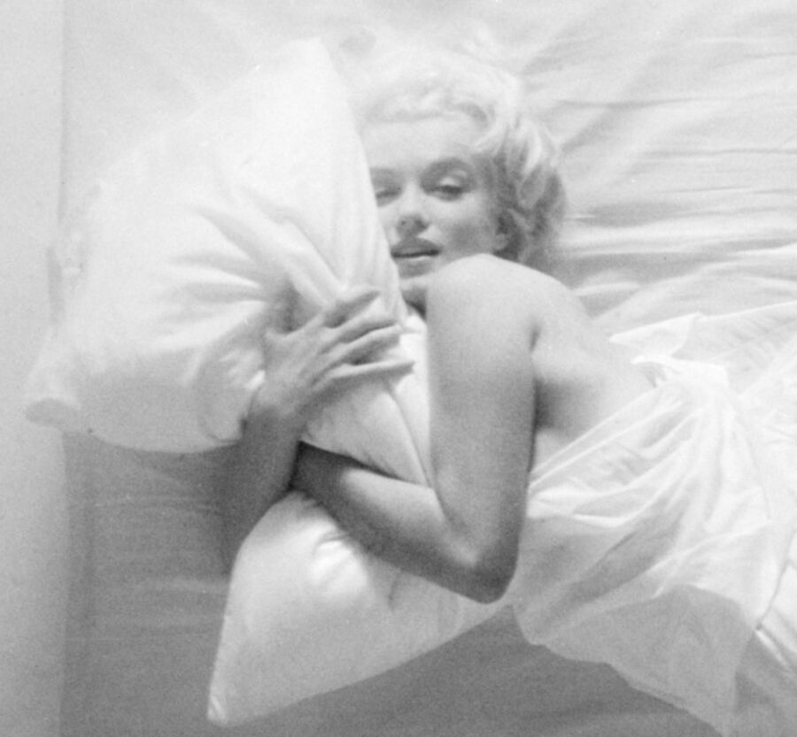 Free porn pics of Marilyn Monroe Nude Wrapped in White Bed Sheets 21 of 94 pics