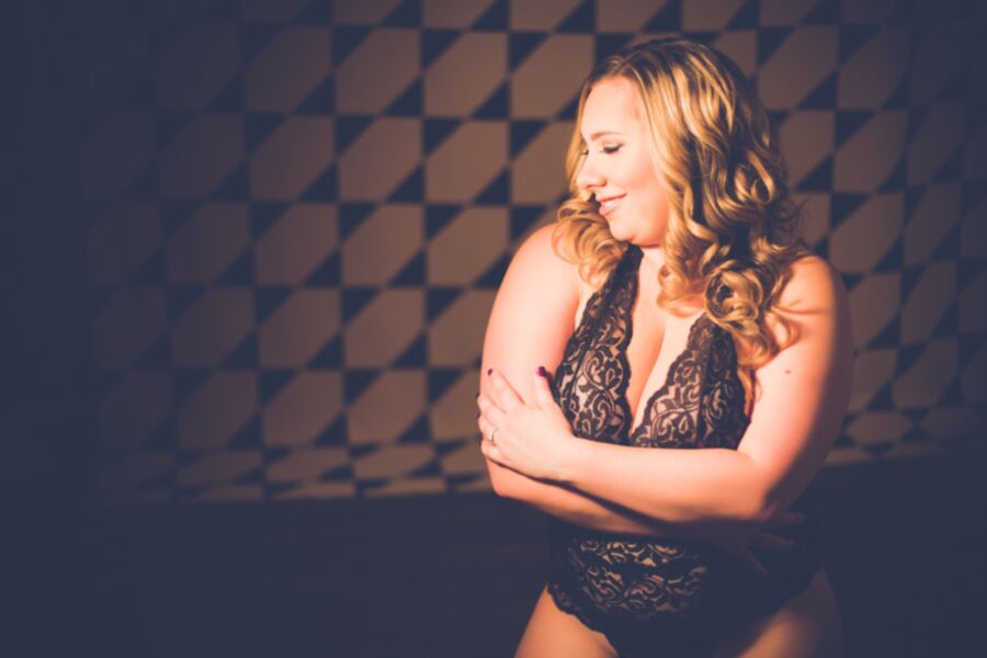 Free porn pics of Boudoir for BBW blonde 11 of 68 pics