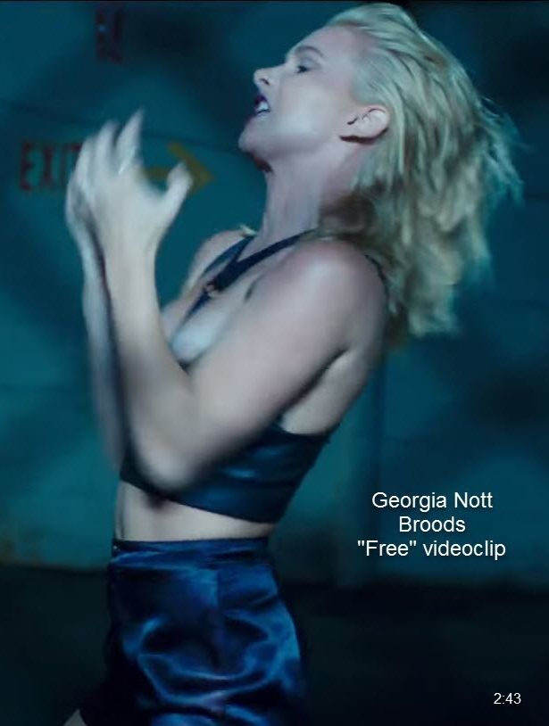 Free porn pics of Georgia Nott lead singer from Broods - nipslip in videoclip 7 of 11 pics