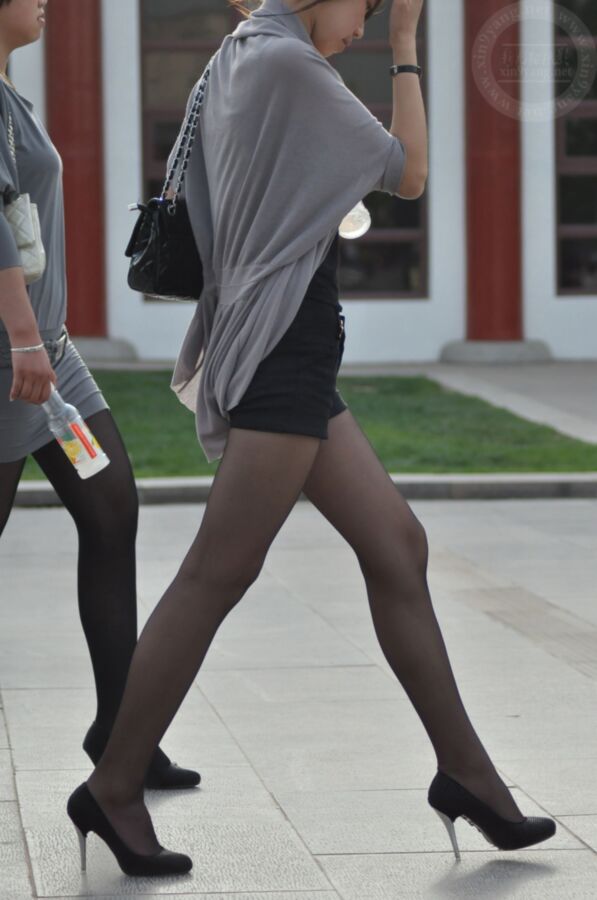 Free porn pics of Candid Chinese Girls in Pantyhose 16 of 35 pics